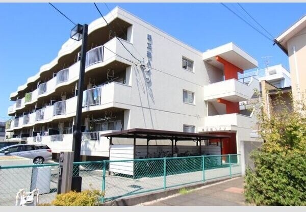 明正雅ハイツの物件外観写真