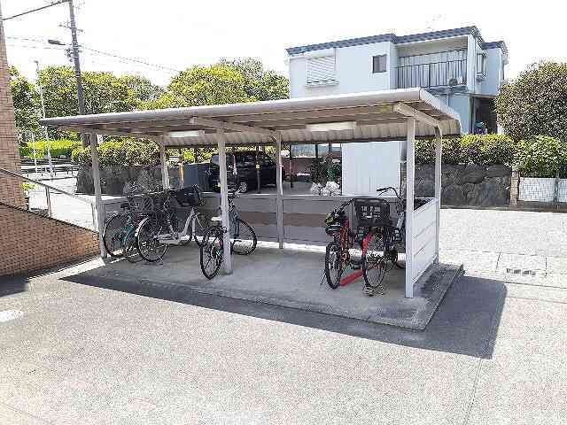 ラヴィアンローズＡの物件内観写真