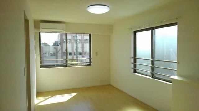 ラッフィナートの物件内観写真