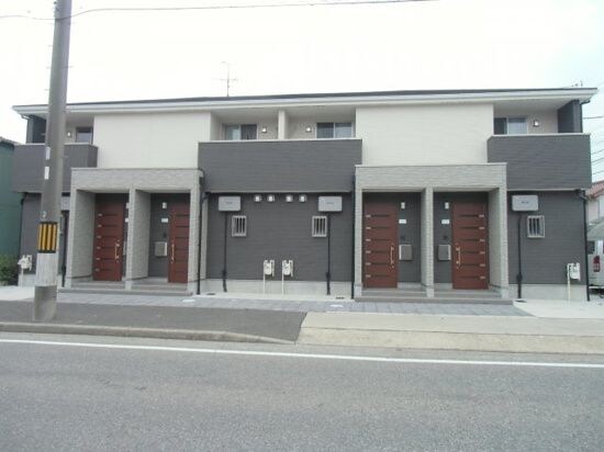 ソルヴィータの物件外観写真