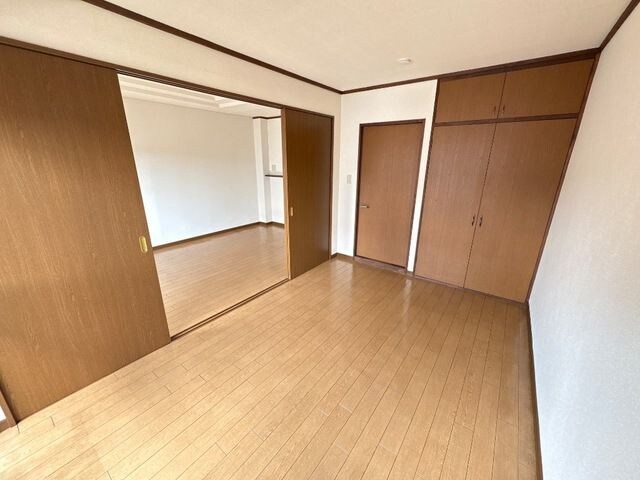 エスポアロイヤルの物件内観写真