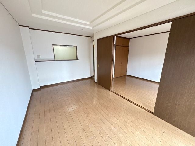 エスポアロイヤルの物件内観写真