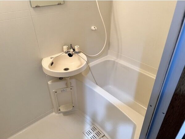 ハピネス高畑の物件内観写真