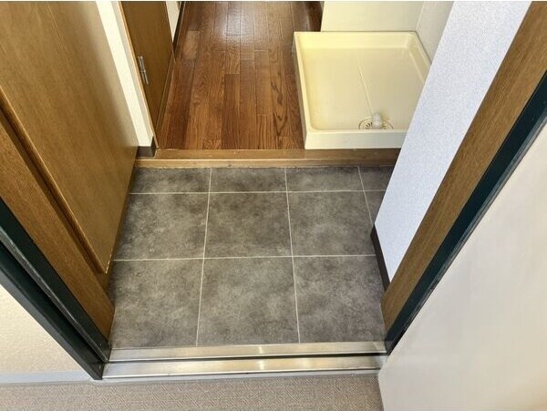 ハピネス高畑の物件内観写真