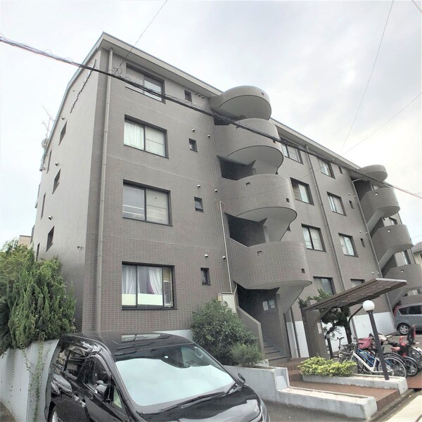 ファミール元桜田の物件外観写真