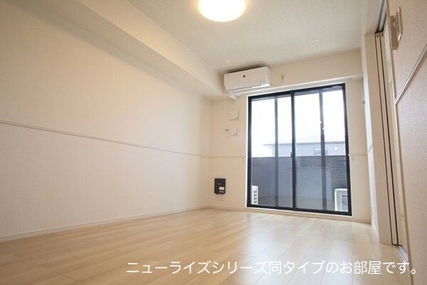 ヒカルサ名古屋港区大西Ⅱの物件内観写真