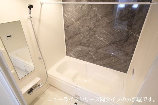 ヒカルサ名古屋港区大西Ⅱの物件内観写真