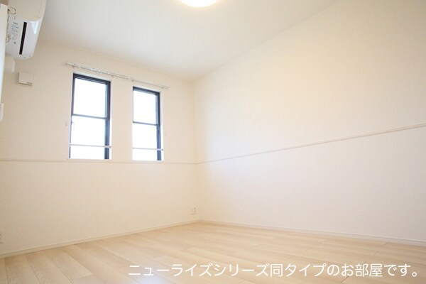 ヒカルサ名古屋港区大西Ⅱの物件内観写真