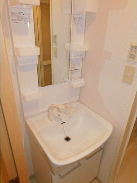 アクティ♪白鳥の物件内観写真