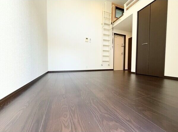 スタートリビングの物件内観写真