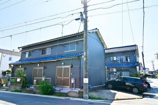 丸米アパート 西棟の物件外観写真