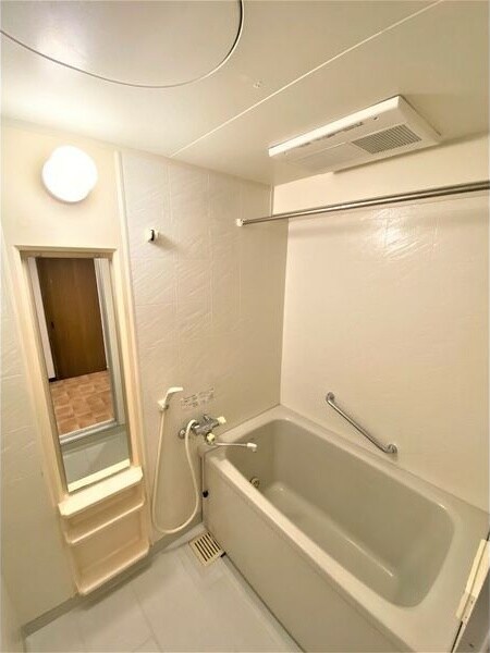 バンベール金山の物件内観写真