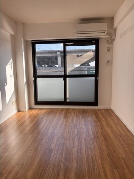 Raiz西高蔵の物件内観写真