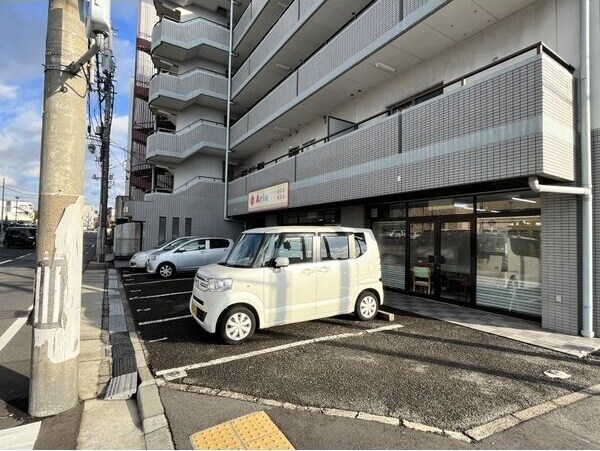 Raiz西高蔵の物件外観写真