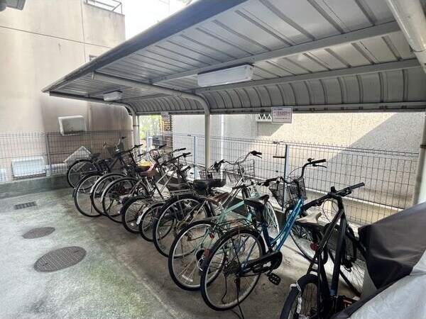 Raiz西高蔵の物件内観写真