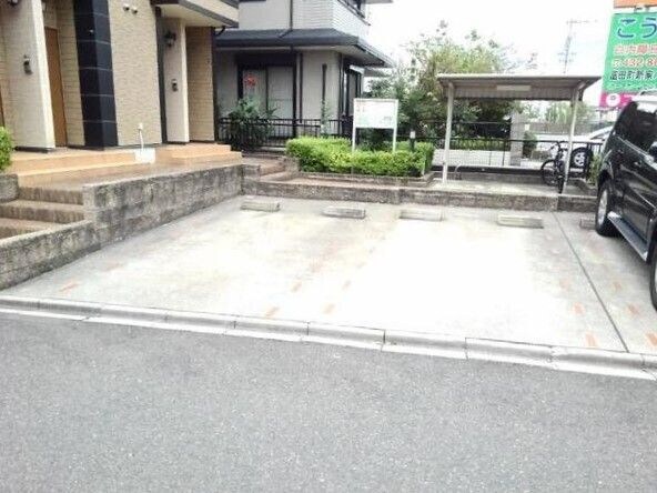 ファミリエ－ルの物件外観写真