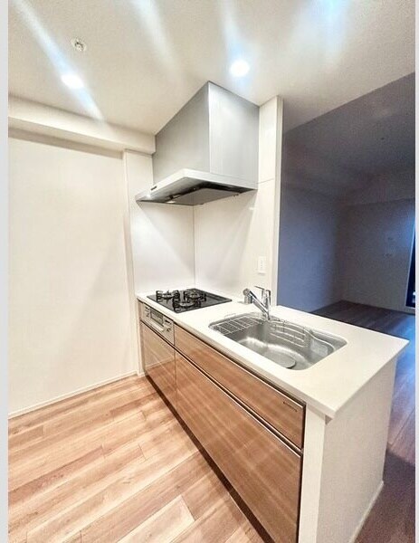 オープンレジデンシア金山熱田THECOURTの物件内観写真