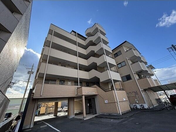 サンライズ入場の物件外観写真