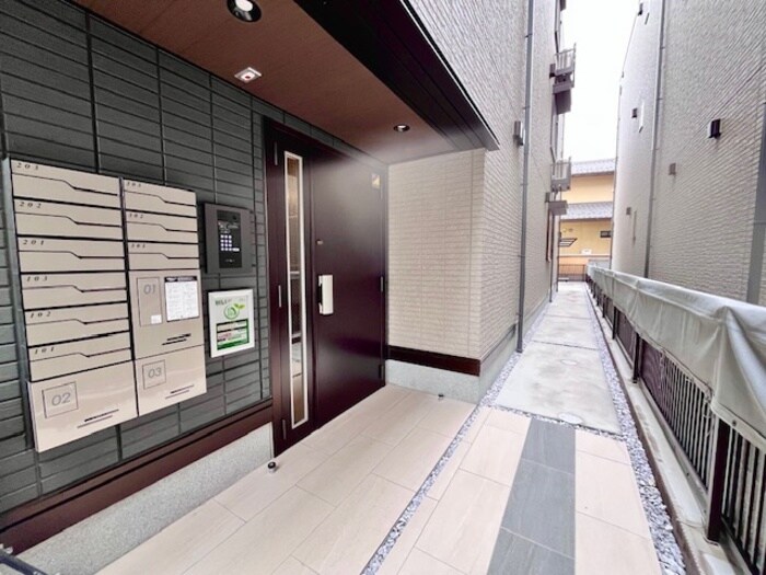 マリポーサ高畑Aの物件外観写真