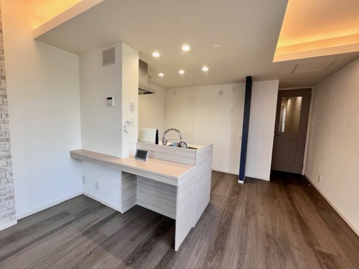 マリポーサ高畑Aの物件内観写真