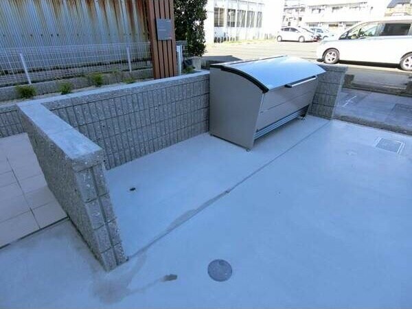 リブリ・ポーラスターナインの物件内観写真