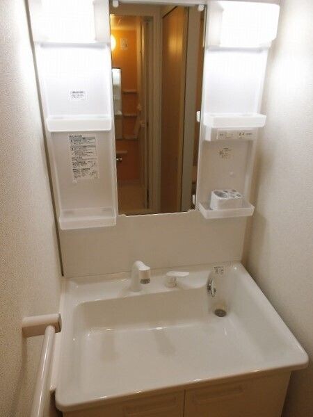 ラシュラント　ジュモⅡの物件内観写真