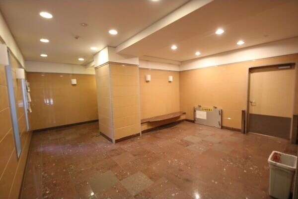 スクエア名古屋港の物件外観写真