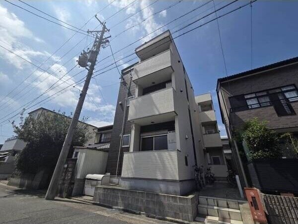 HS津金の物件外観写真