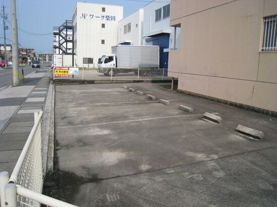 第５グランドハイツ服部の物件外観写真