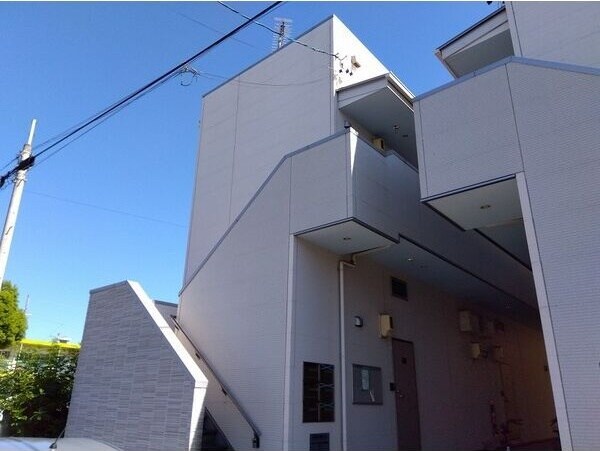 スプリングフォレスト壱番館の物件外観写真