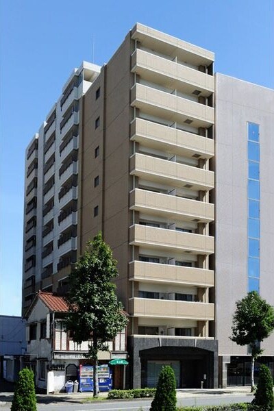 KDXレジデンス神宮前の物件外観写真