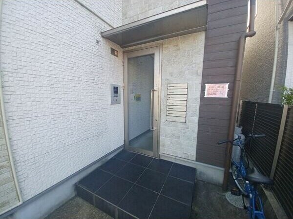 ルミエールHSの物件外観写真