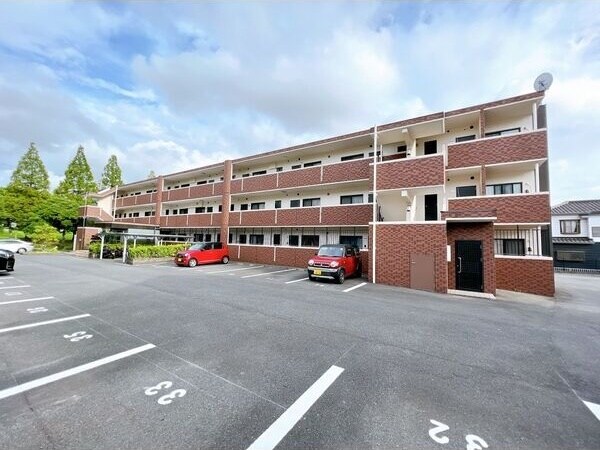 パセオ見晴Iの物件外観写真