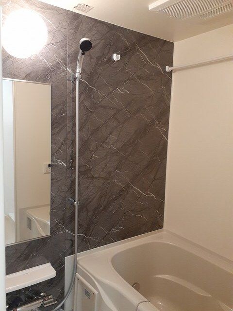 ペリドット鳴浜の物件内観写真