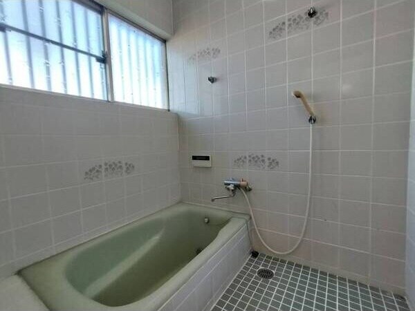 緑区大高町小坂のお家の物件内観写真