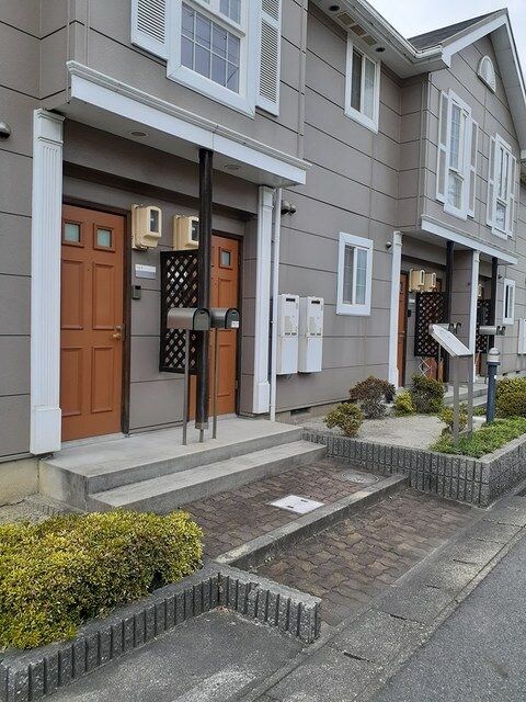 エントピア名和の物件外観写真