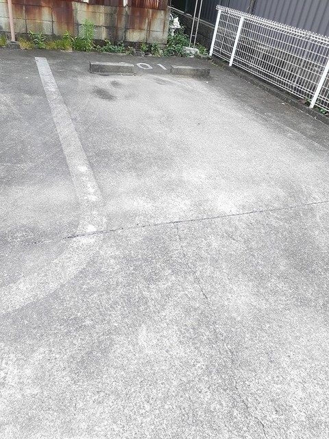 エントピア名和の物件外観写真