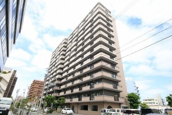 レジディア日比野の物件外観写真