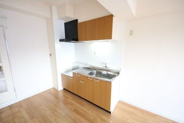 レジディア日比野の物件内観写真