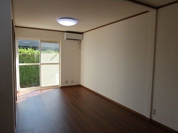 グリーンパーク鳴海の物件内観写真