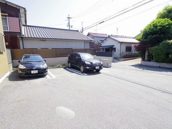 アーバンコート亀城の物件外観写真