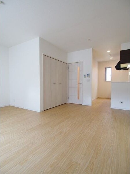 アーバンコート亀城の物件内観写真