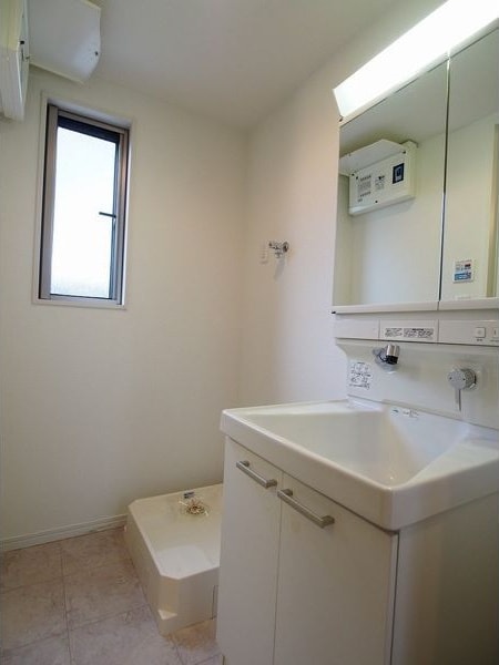 アーバンコート亀城の物件内観写真