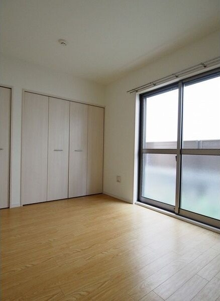 アーバンコート亀城の物件内観写真