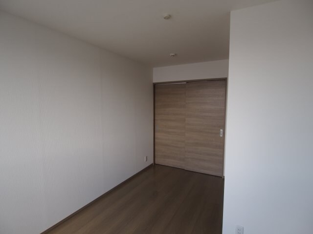 コンフォール鳴浜の物件内観写真