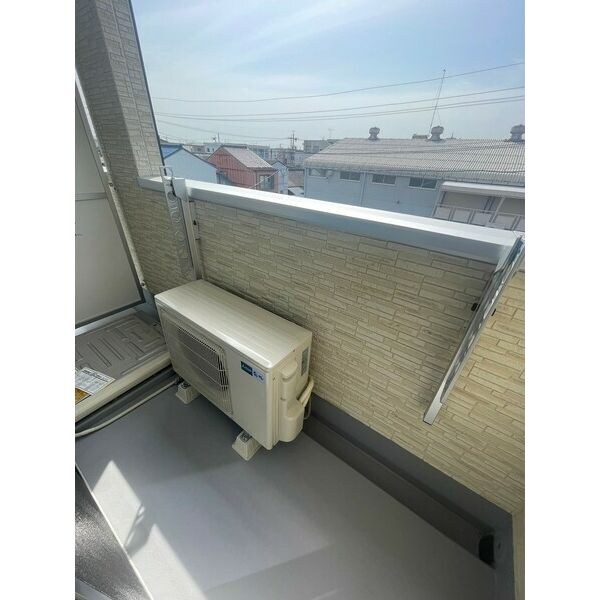 コンフォール鳴浜の物件内観写真