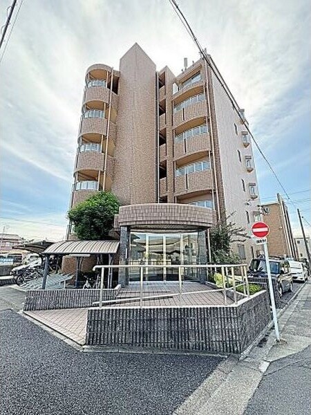 第6田中ビルの物件外観写真