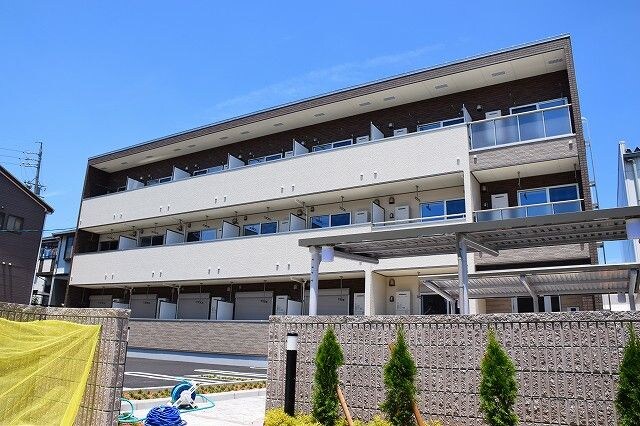 リバーサイド・大江の物件外観写真