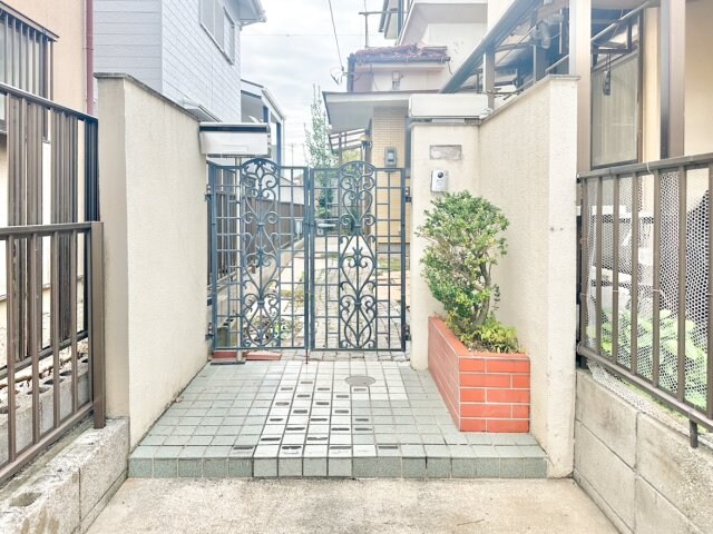 桶狭間北貸家の物件外観写真