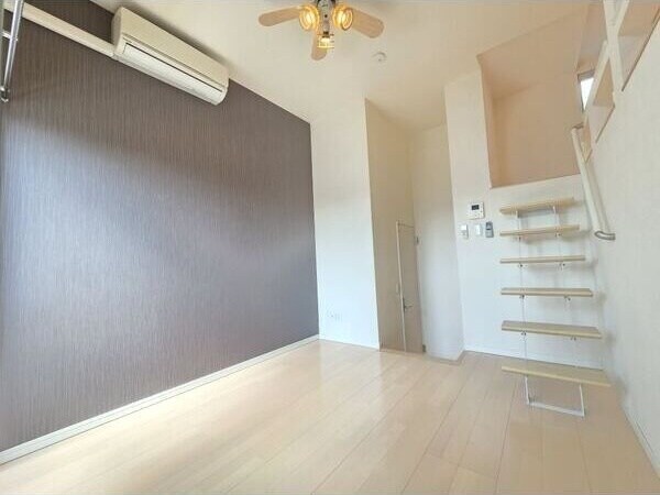 ディアコート鶴里の物件内観写真